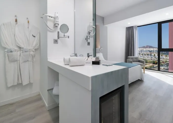 Hotel Occidental Palmas